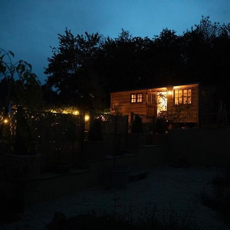 Luxury, Rural Shepherds Hut With Hot Tub Nr Bath Μπρίστολ Εξωτερικό φωτογραφία