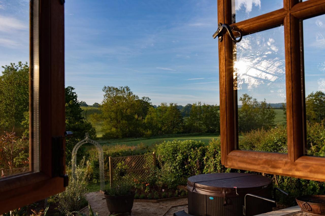 Luxury, Rural Shepherds Hut With Hot Tub Nr Bath Μπρίστολ Εξωτερικό φωτογραφία