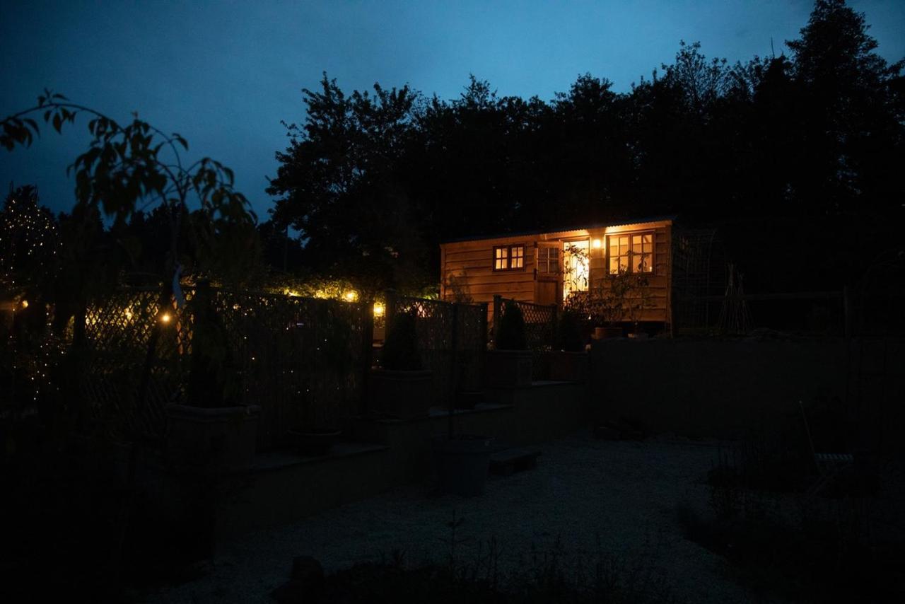 Luxury, Rural Shepherds Hut With Hot Tub Nr Bath Μπρίστολ Εξωτερικό φωτογραφία